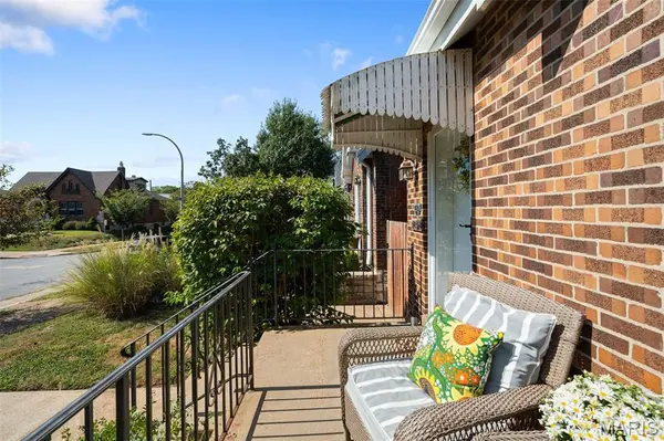 4063 Haven ST, St Louis, MO 63116