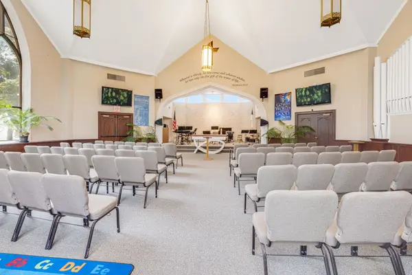 417 W Main ST, West Dundee, IL 60118