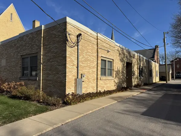 417 W Main ST, West Dundee, IL 60118