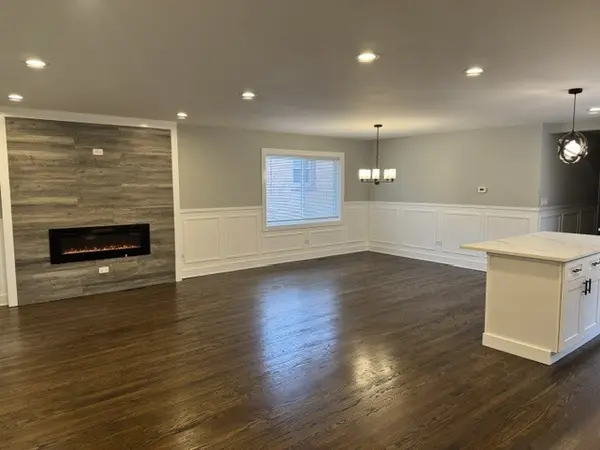 10115 S Indiana AVE, Chicago, IL 60628
