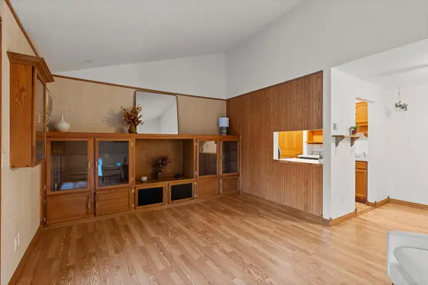 110288 Village RD, Chaska, MN 55318