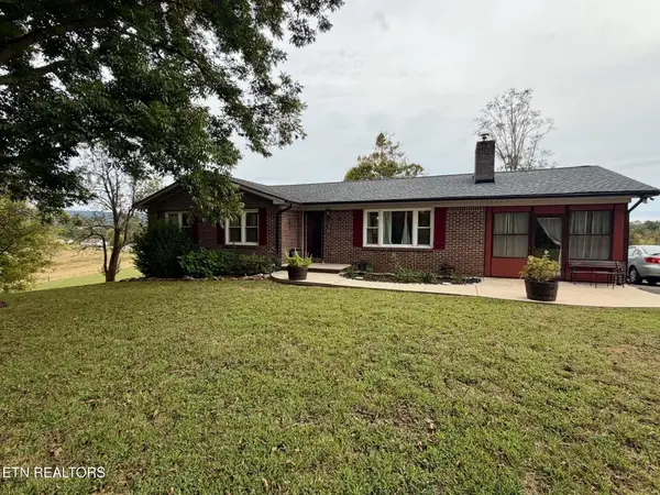 2799 Doran Rd, Sparta, TN 38583