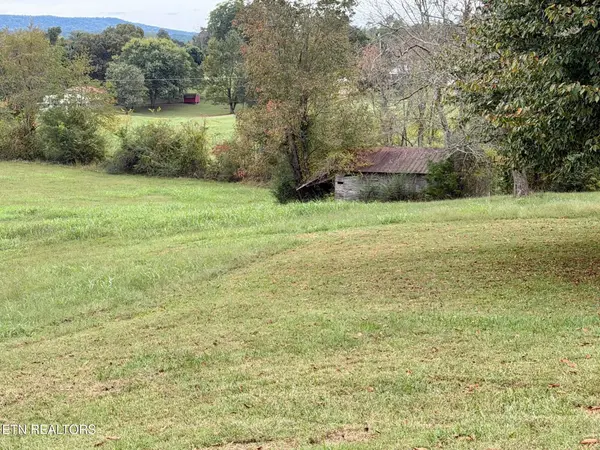 2799 Doran Rd, Sparta, TN 38583