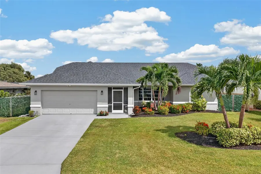 4933 SEVILLE CT, Cape Coral, FL 33904