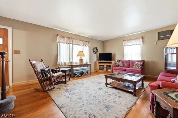 10 Glendale St, Nutley Twp., NJ 07110
