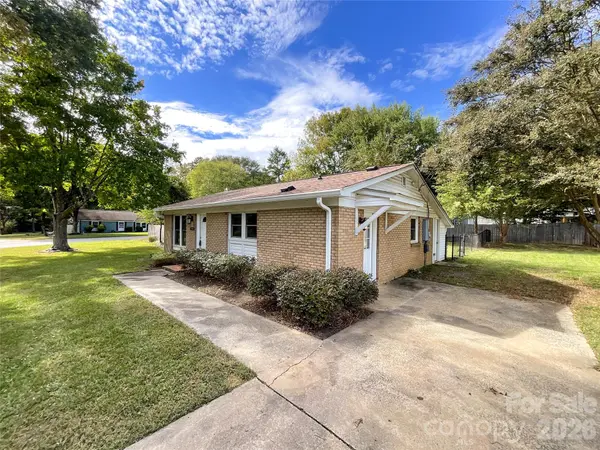 5704 Hillcrest CIR, Indian Trail, NC 28079