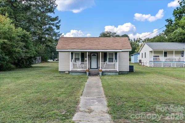 1313 Carolina AVE, Roanoke Rapids, NC 27870