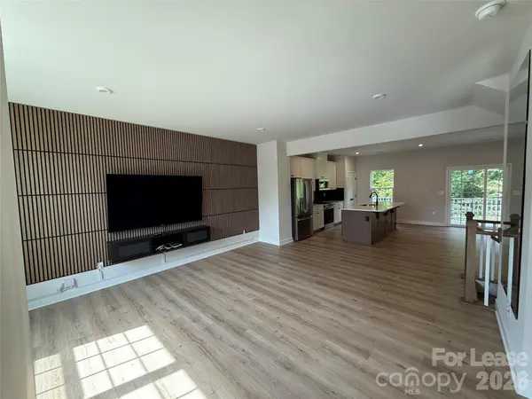 406 Serenity CIR, Cramerton, NC 28032