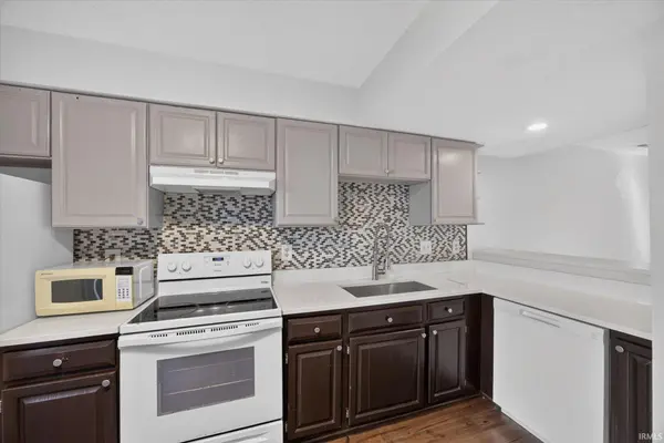 722 E Sherwood Hills DR, Bloomington, IN 47401