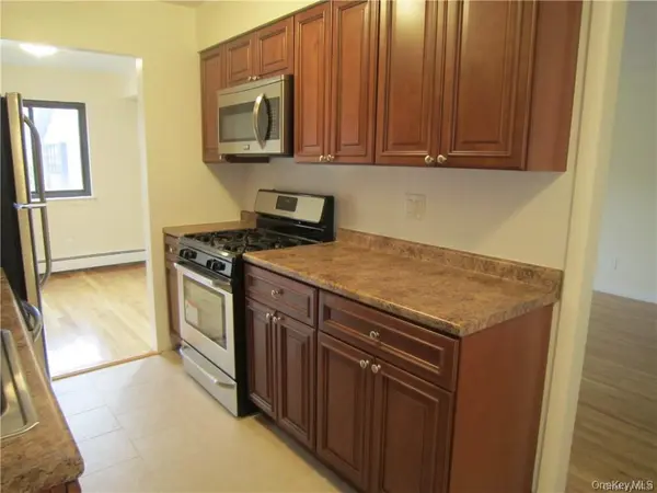 12 Charles LN #2B, Pomona, NY 10970