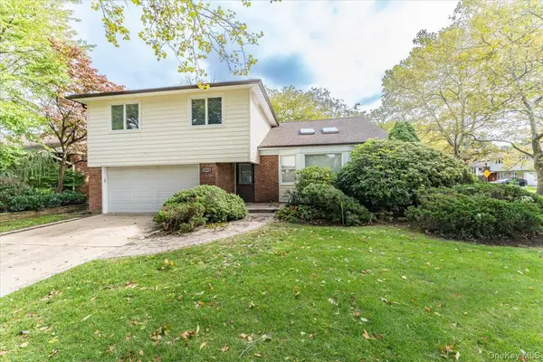 1066 Cedarhurst ST, North Woodmere, NY 11581