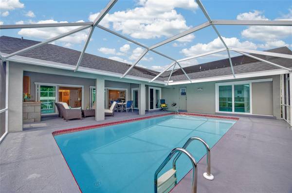 4933 SEVILLE CT, Cape Coral, FL 33904
