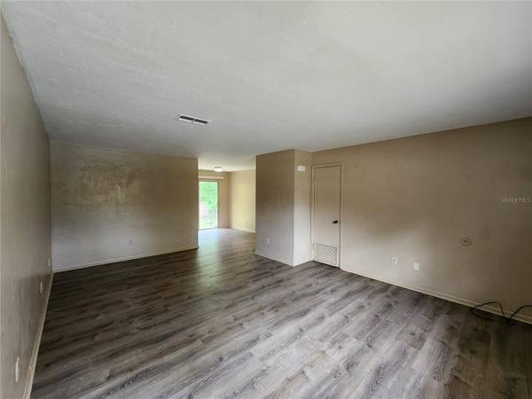 3020 NW 79 CT #B, Gainesville, FL 32606