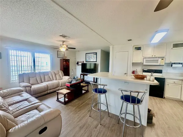 131 BONNIE DR, Auburndale, FL 33823