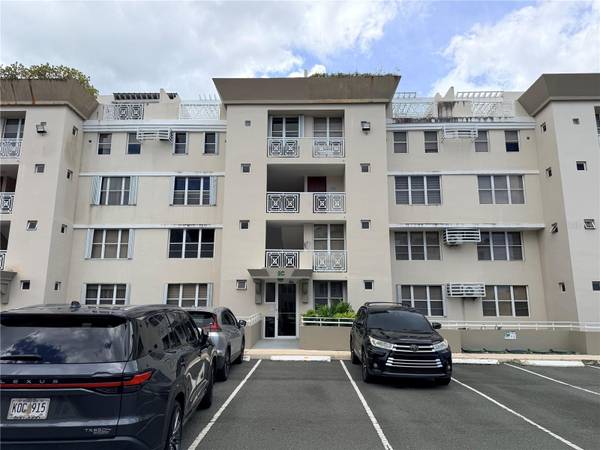 50 LOPATEGUI AVE #EC-PH2, Guaynabo, PR 00969