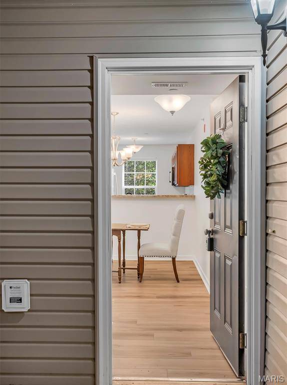 9740 Bexley Station DR #7G, Affton, MO 63123
