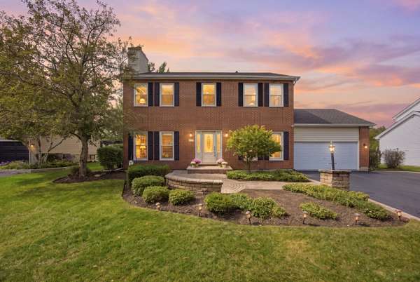 452 Spring Ridge DR, Crystal Lake, IL 60012