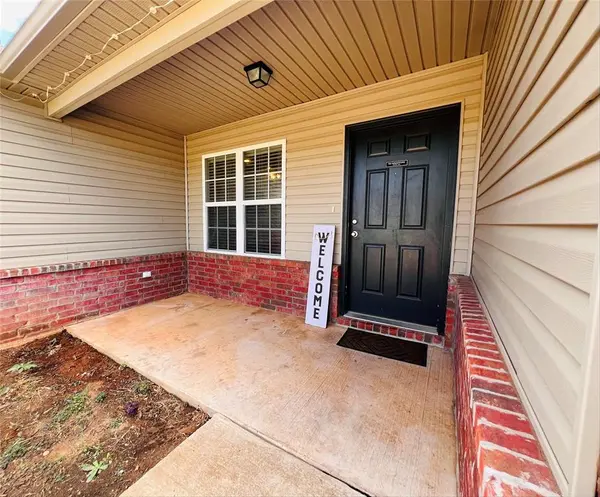 1208 Granite LN, Noble, OK 73068