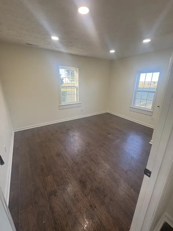 1532 Rbs Rd, Lafayette, TN 37083