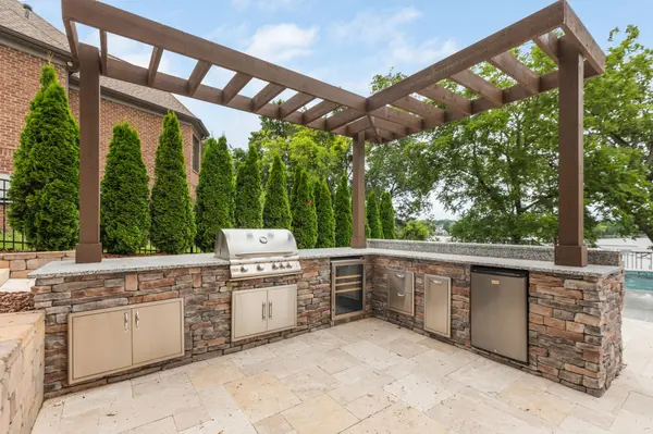1149 McCrory Cir, Gallatin, TN 37066