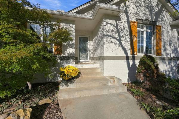 1600 E Tiara Pines, Derby, KS 67037