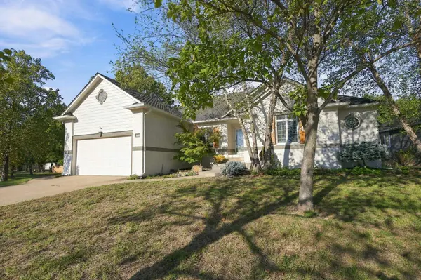 1600 E Tiara Pines, Derby, KS 67037