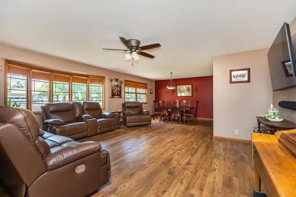 503 Aullwood Rd, Salina, KS 67401