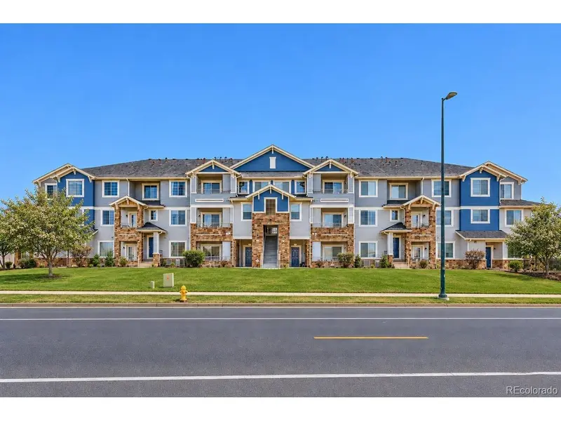 5255 Memphis #717, Denver, CO 80239