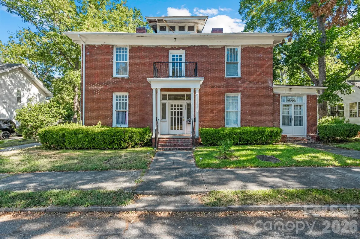 107 Pine ST, Chester, SC 29706