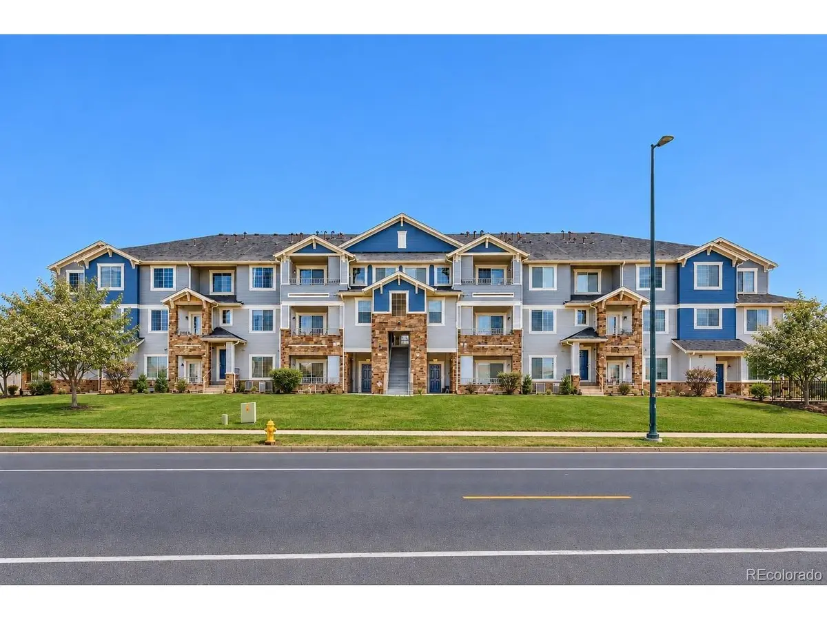 5255 Memphis #717, Denver, CO 80239