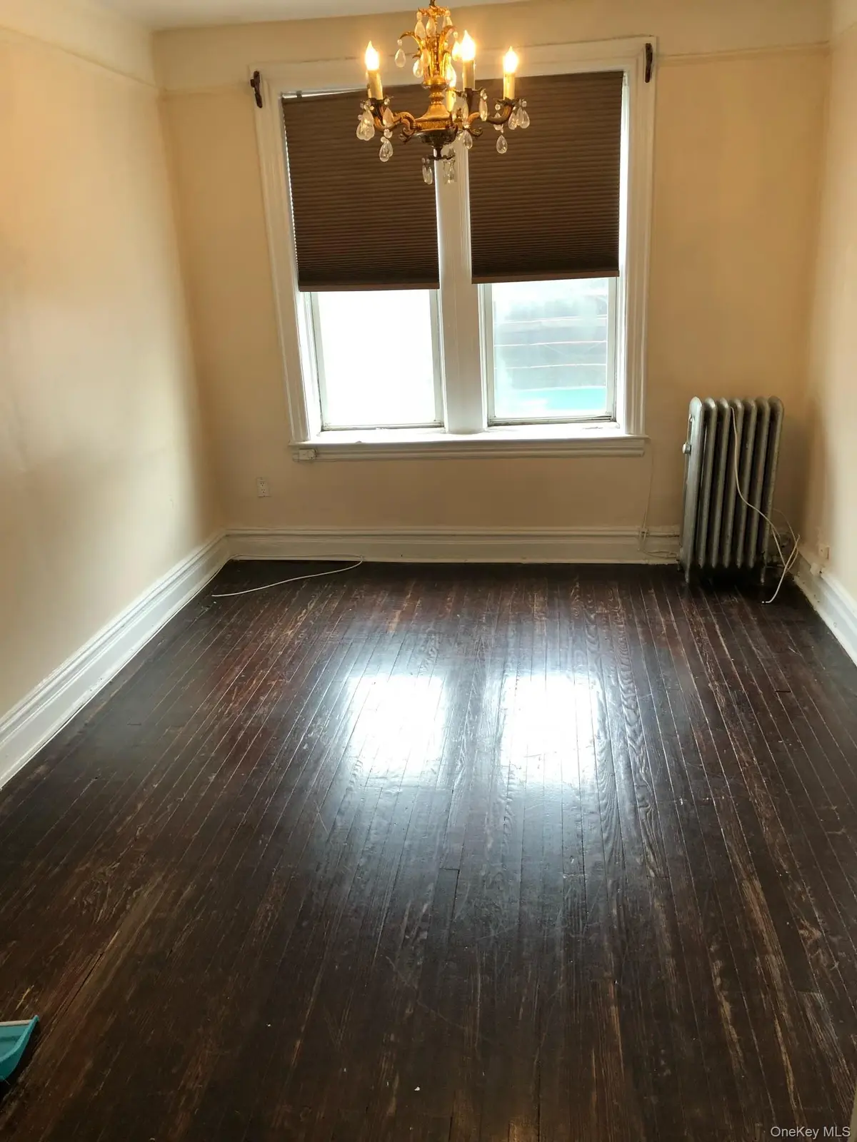 3514 30th AVE, Astoria, NY 11103
