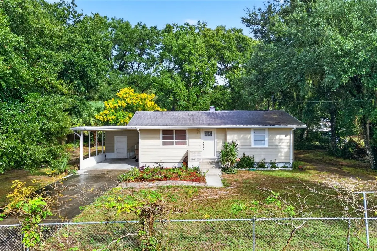 210 NEBRASKA AVE, Leesburg, FL 34748