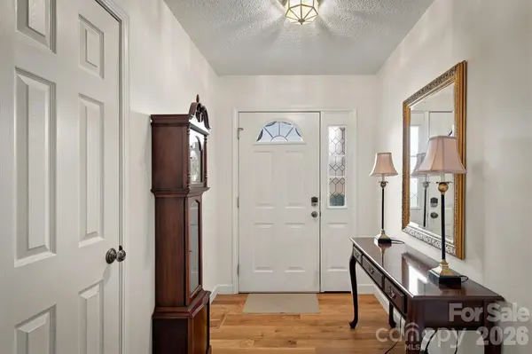 1211 Wexford Village CIR NE, Lenoir, NC 28645