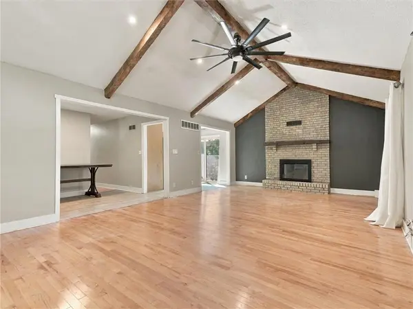 1210 N Withers RD, Liberty, MO 64068