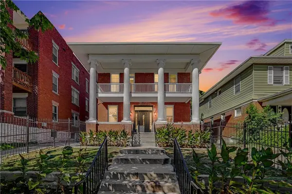 300 W 34 ST, Kansas City, MO 64111