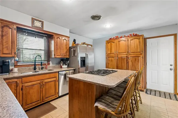 412 S Cedar ST, Gallatin, MO 64640
