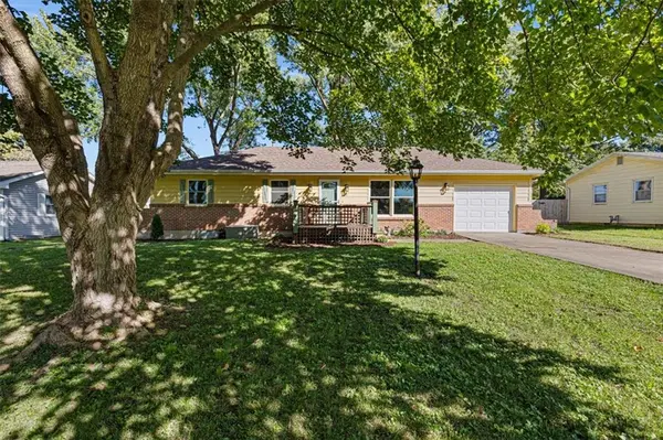 112 W 8th ST, Kearney, MO 64060
