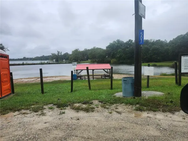 Coral AVE, Princeton, MO 64683
