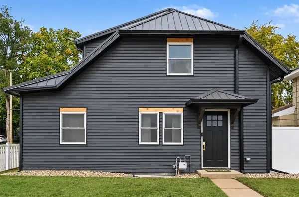 1237 Cedar ST, South Bend, IN 46617