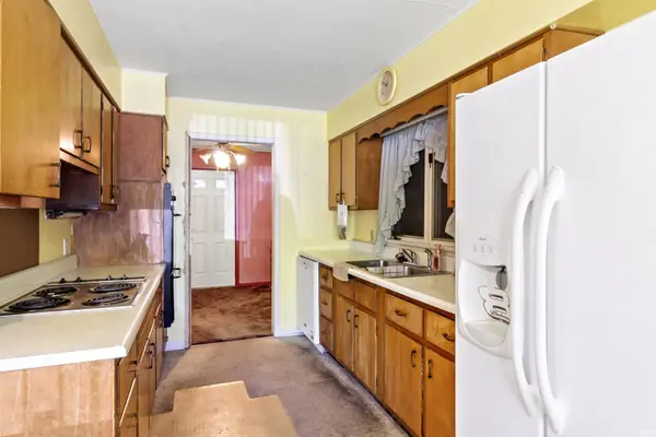 724 E Bradford ST, Marion, IN 46952