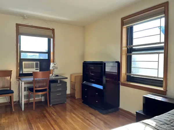 213-02 73rd AVE #4D, Bayside, NY 11364