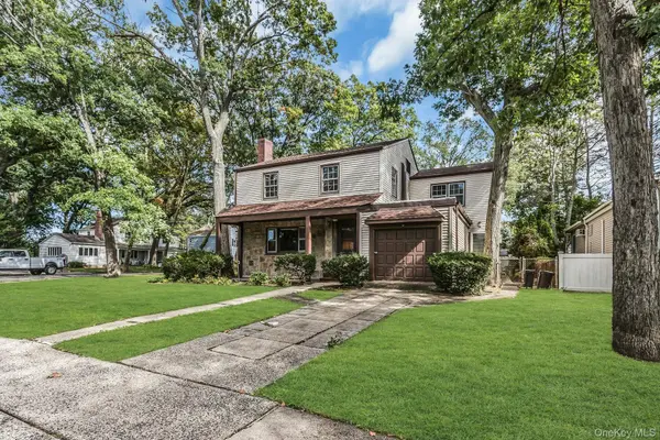 915 Glenwood RD, West Hempstead, NY 11552
