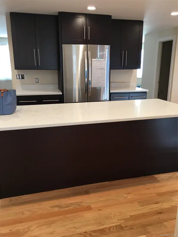 52 Concord AVE, Bethpage, NY 11714