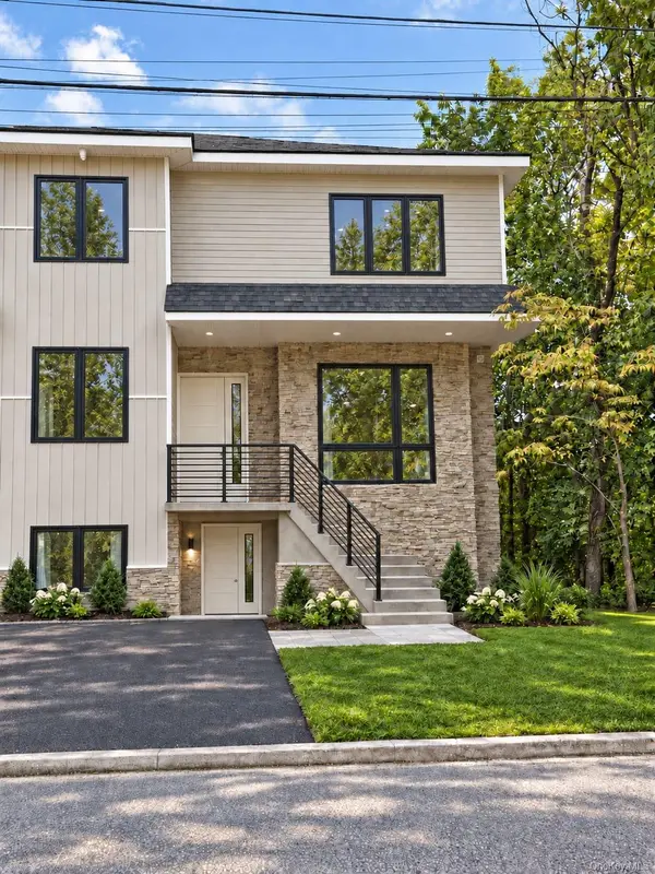 10 N Reguad RD, Spring Valley, NY 10977