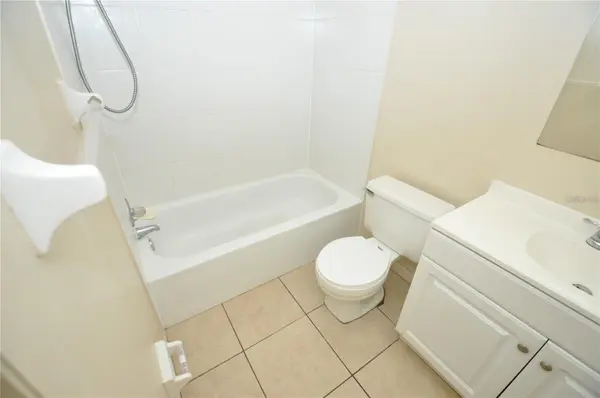 129 DENTON AVE, Auburndale, FL 33823