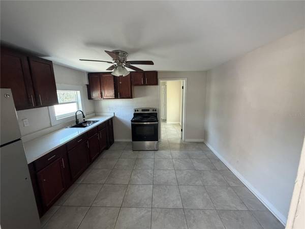 2006 W HICKORY ST, Lakeland, FL 33815
