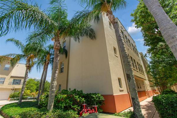650 SIREN WIND LN, Clearwater, FL 33756