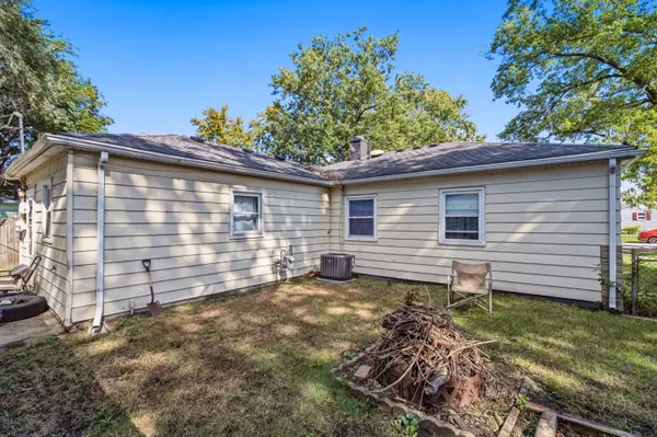 7530 White Oak AVE, Hammond, IN 46324