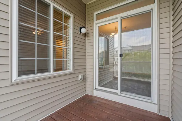 18241 Kerrville TRL #209, Lakeville, MN 55044