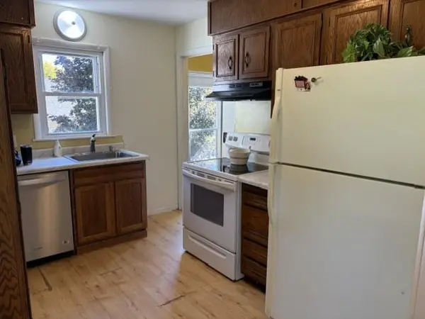 2920 W 71 1/2 ST, Richfield, MN 55423